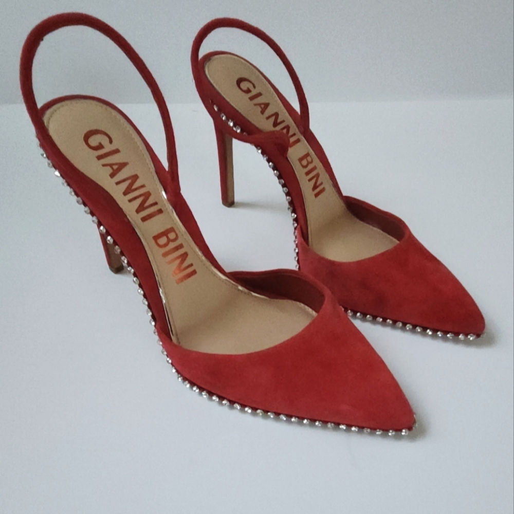 Gianni Bini Scarlet Heels with Metallic Trim